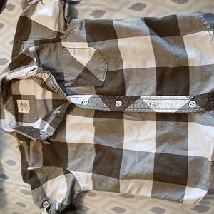 Old Navy boys button-up shirt XS